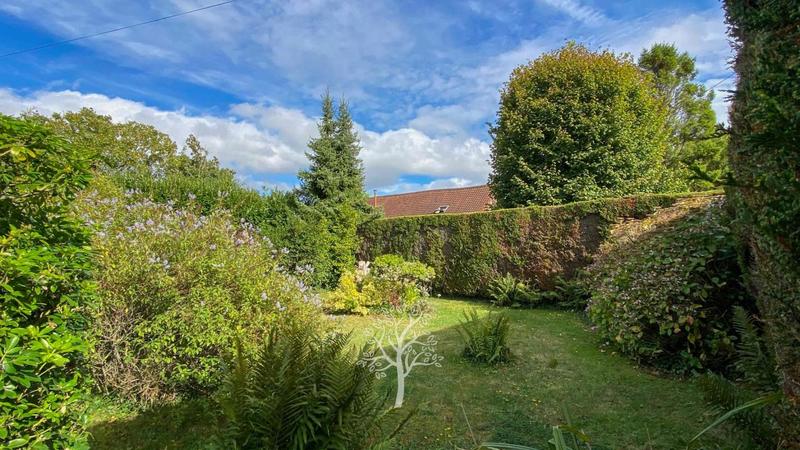 Maison - 160 m² - 8 pièces