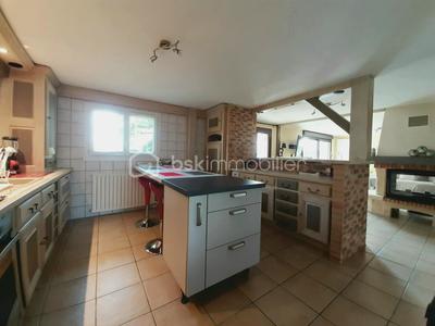 Maison traditionnelle - 117 m² - 6 pièces