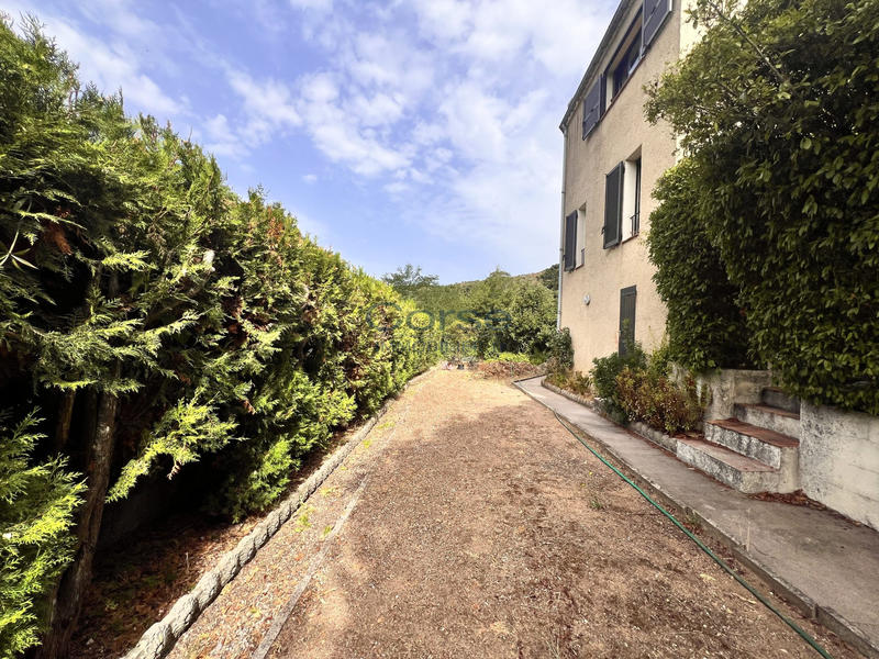 Maison ancienne - 121 m² - 6 pièces