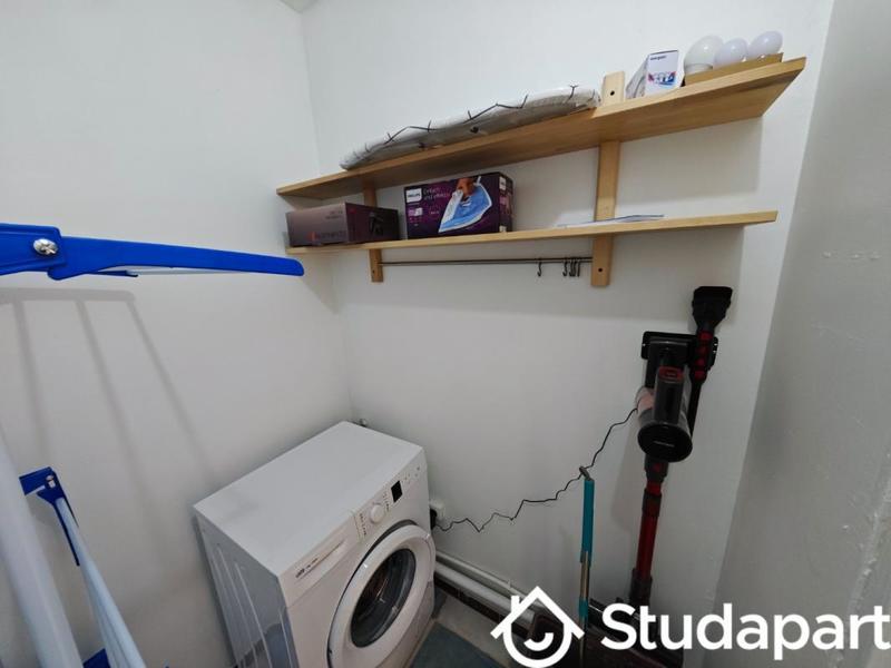 Chambre - 9 m² - 1 pièce