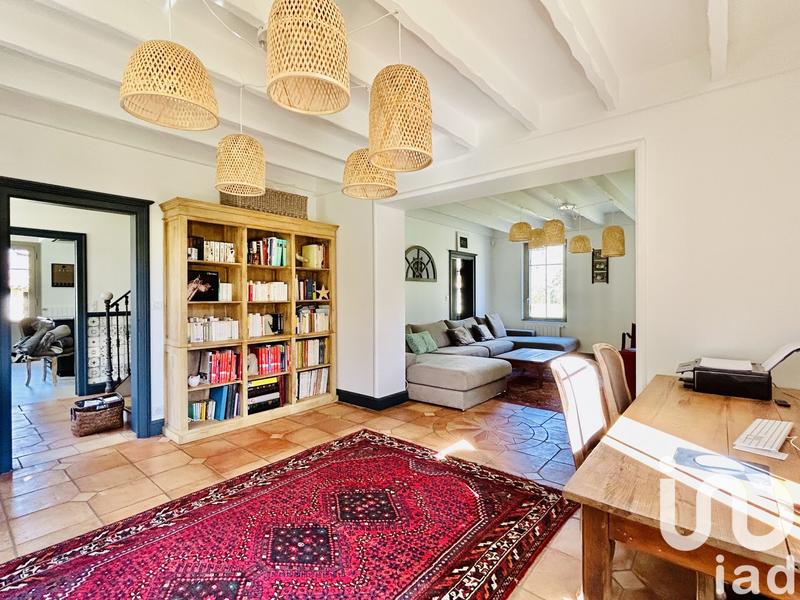 Maison - 205 m² - 6 pièces