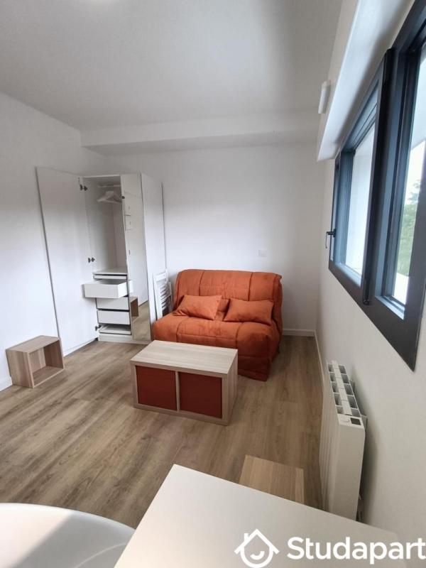 Maison - 13 m² - 6 pièces