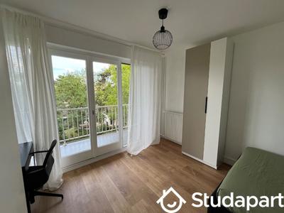 Chambre - 11 m² - 1 pièce