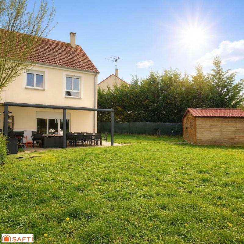 Maison - 92 m² - 5 pièces