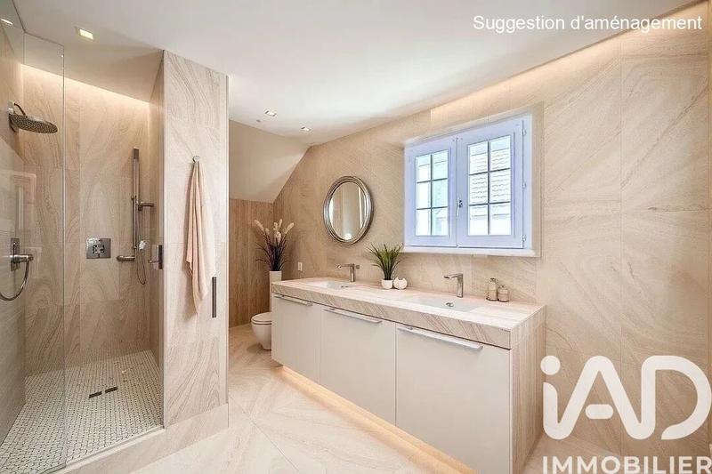 Maison de maîtres - 304 m² - 13 pièces