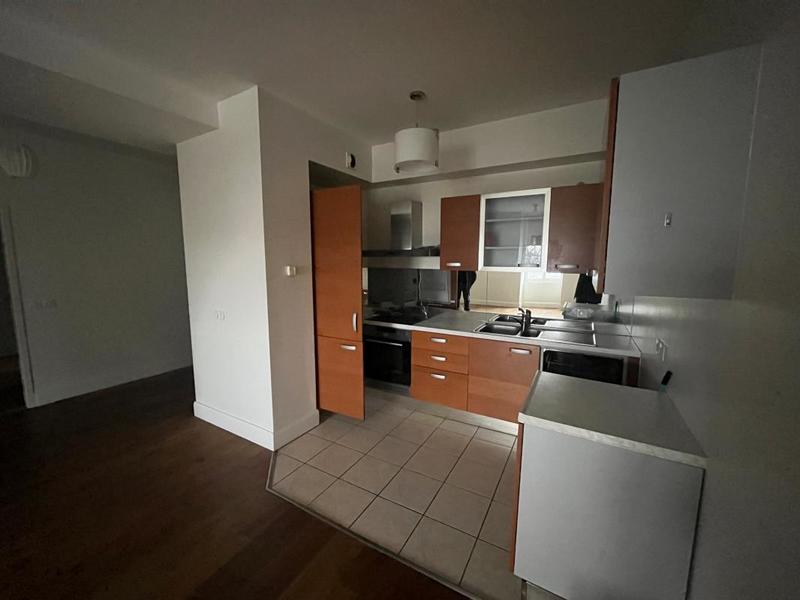 Appartement - 83 m² - 3 pièces