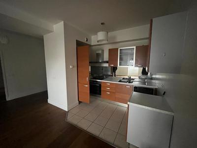 Appartement - 83 m² - 3 pièces