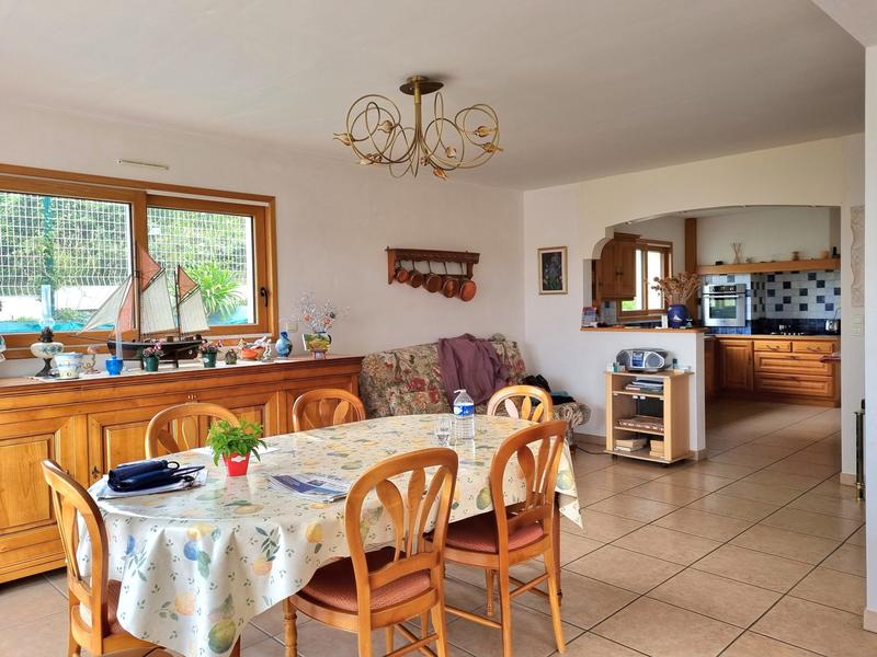 Maison contemporaine - 107 m² - 6 pièces