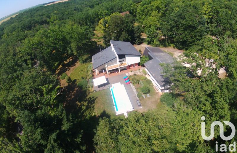 Maison de maîtres - 217 m² - 8 pièces