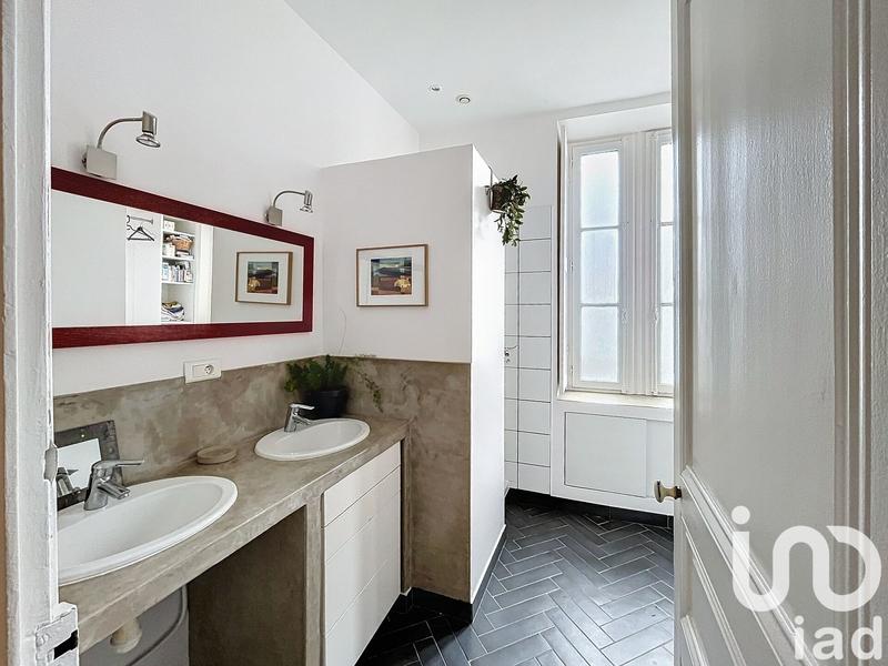 Appartement - 120 m² - 5 pièces