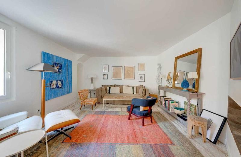 Maison - 190 m² - 8 pièces