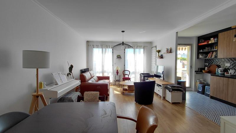 Appartement - 84 m² - 5 pièces