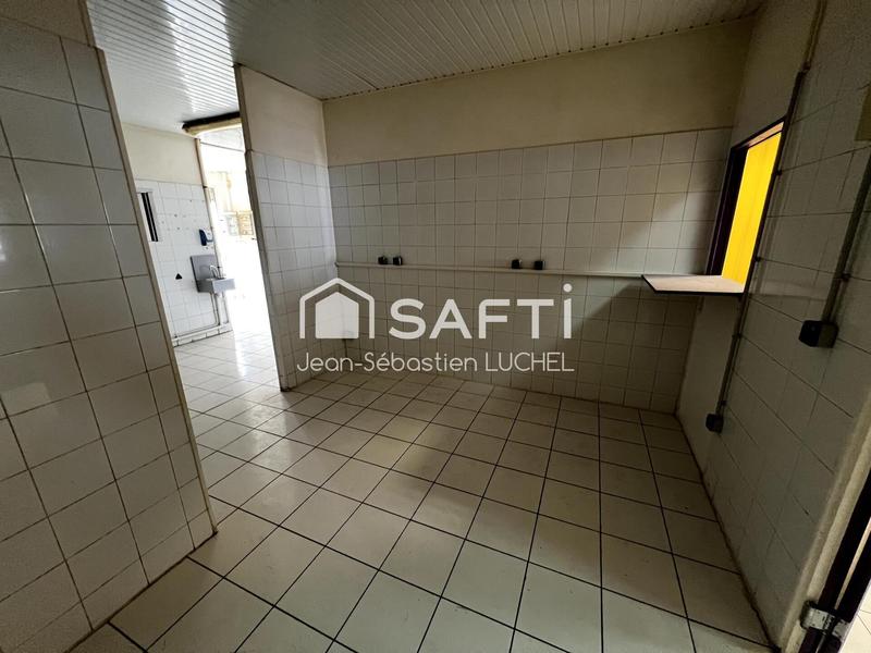 Local commercial - 156 m² - 2 pièces