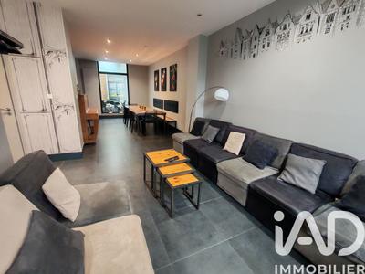 Maison - 175 m² - 12 pièces