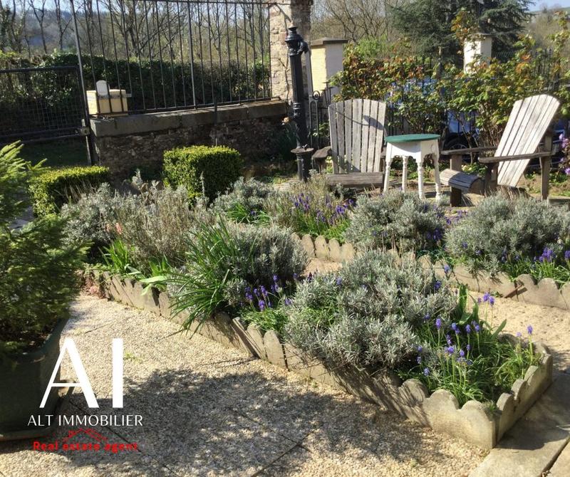 Maison ancienne - 94 m² - 5 pièces