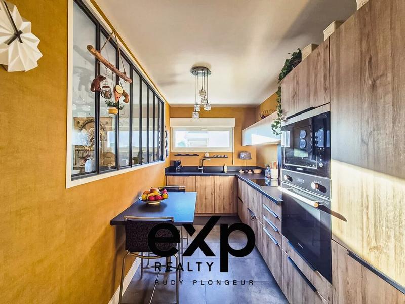 Appartement - 83 m² - 4 pièces