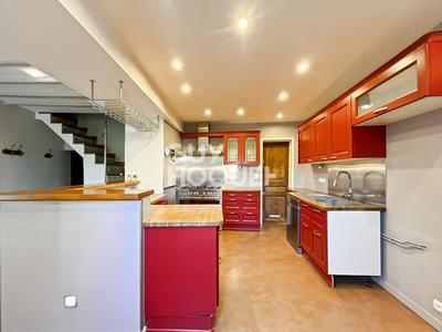 Maison - 178 m² - 7 pièces