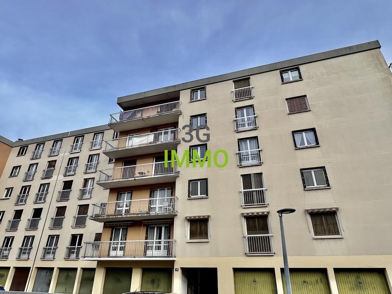 Appartement - 81 m² - 4 pièces