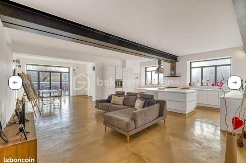 Loft - 173 m² - 4 pièces
