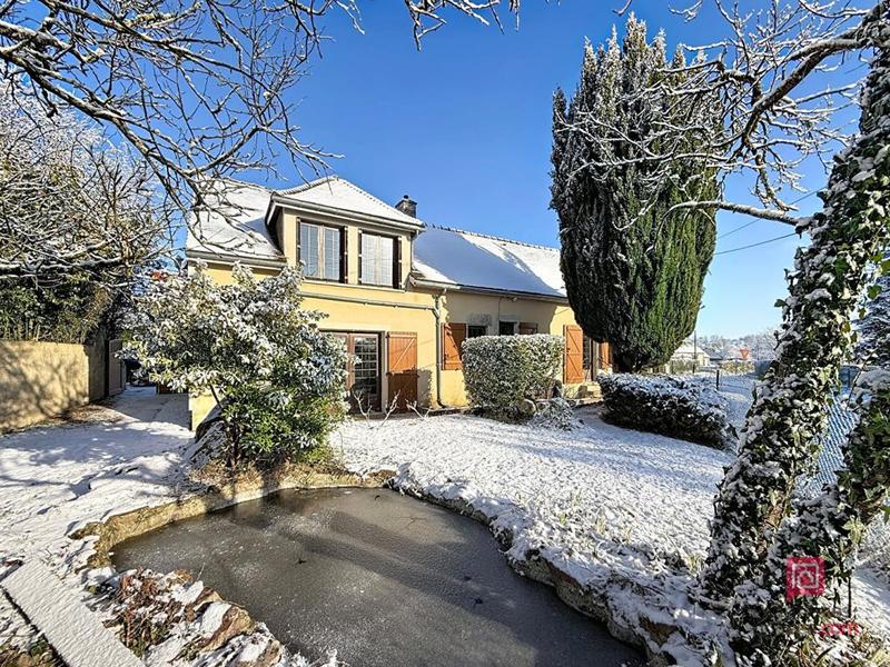 Maison - 90 m² - 3 pièces