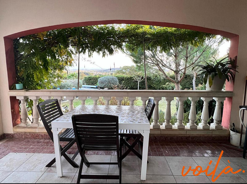 Maison - 220 m² - 6 pièces