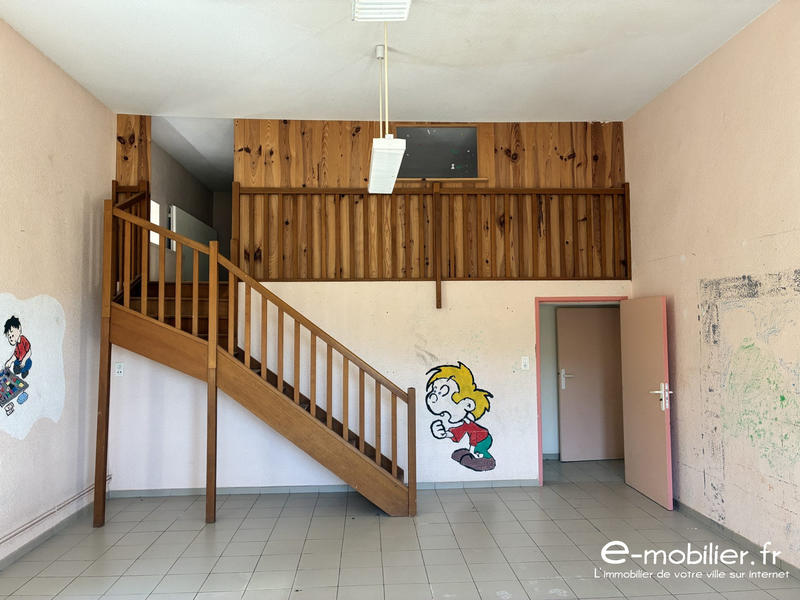 Maison ancienne - 370 m² - 14 pièces