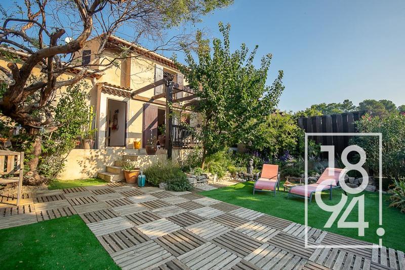 Maison - 121 m² - 5 pièces