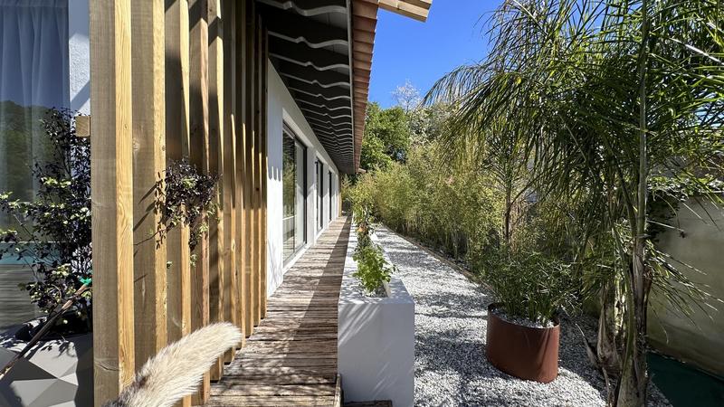 Maison d'architecte - 180 m² - 5 pièces