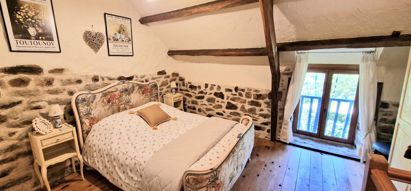 Maison - 315 m² - 13 pièces