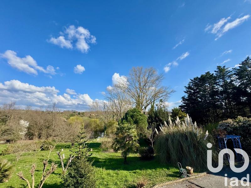 Maison - 345 m² - 10 pièces