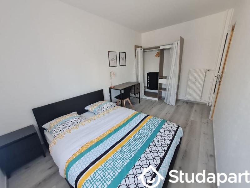 Chambre - 10 m² - 1 pièce