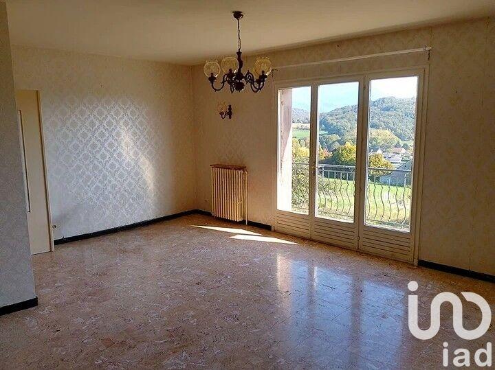 Maison - 94 m² - 4 pièces