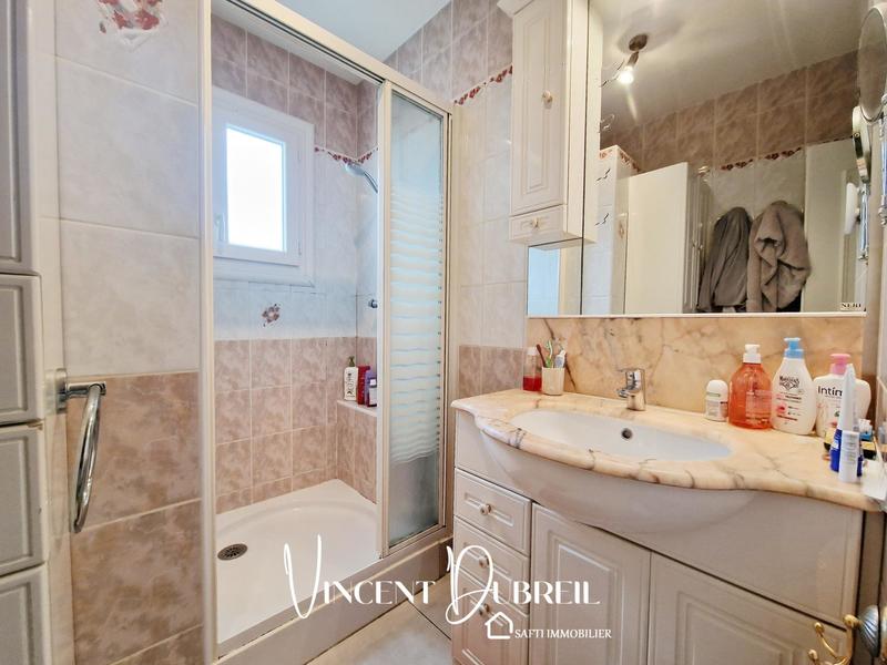 Maison - 140 m² - 7 pièces