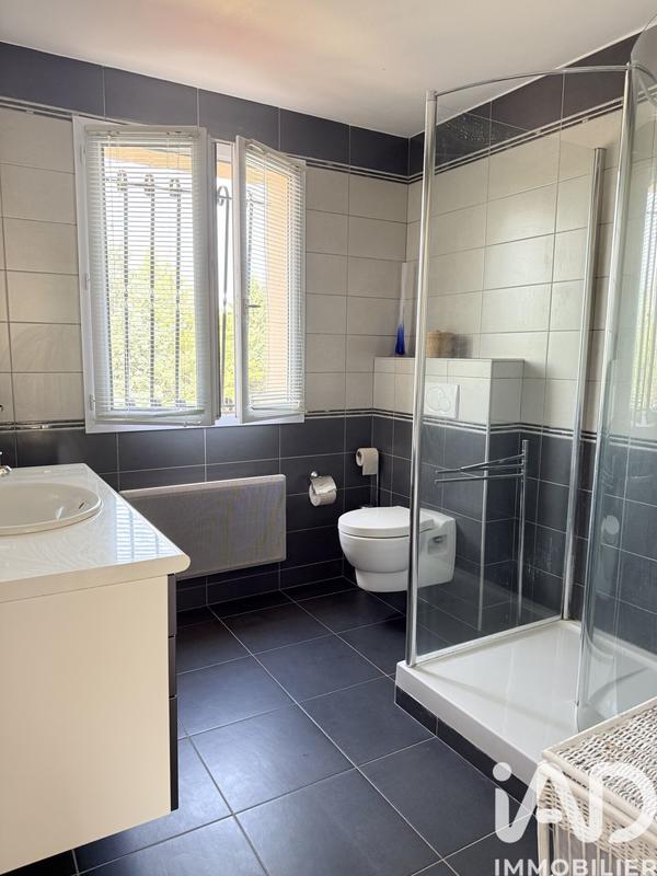 Maison - 170 m² - 7 pièces