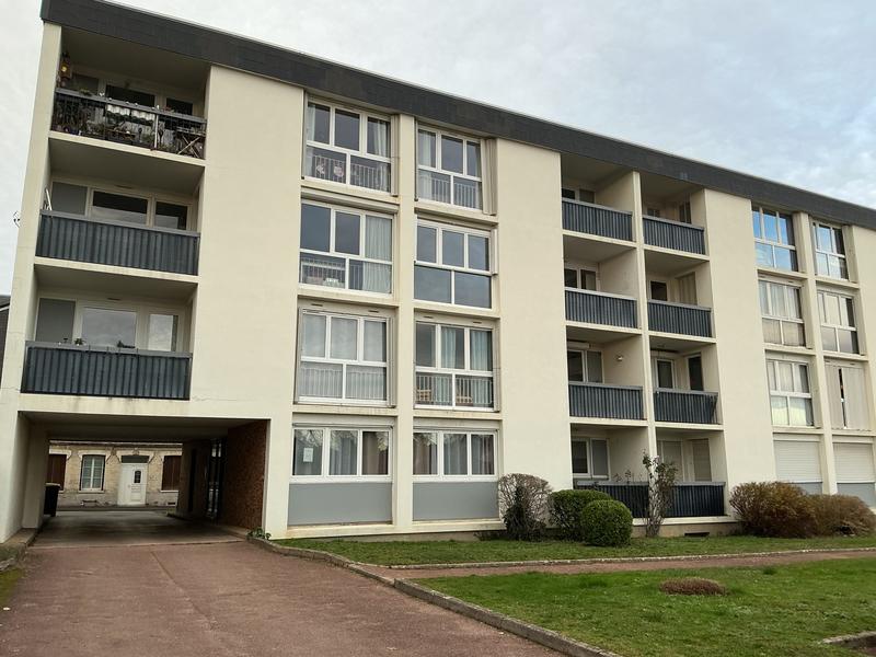 Appartement - 76 m² - 4 pièces