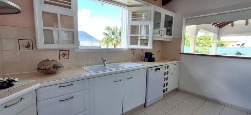 Maison - 86 m² - 4 pièces