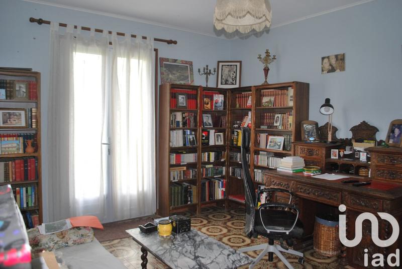 Maison - 230 m² - 11 pièces