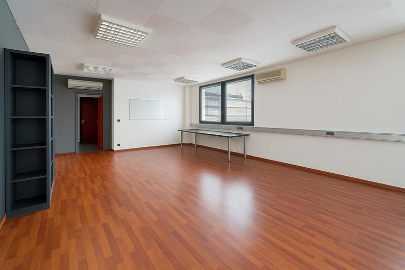 Bureau - 150 m²