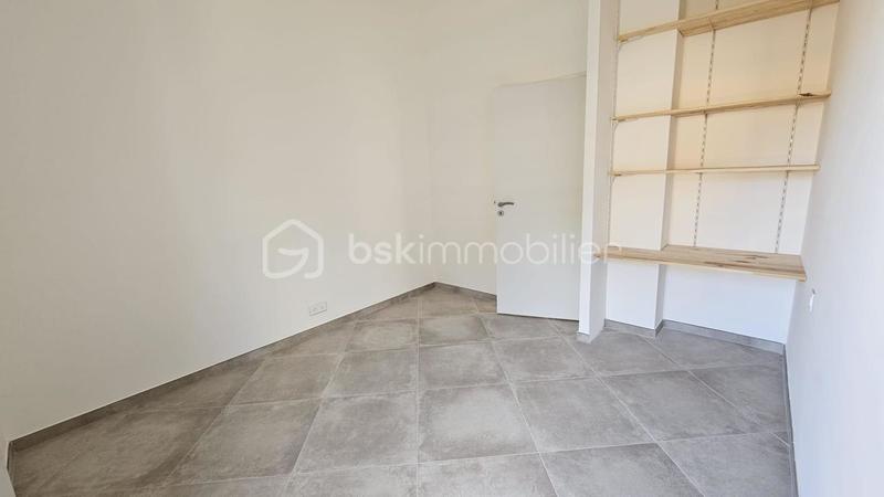 Appartement - 79 m² - 3 pièces