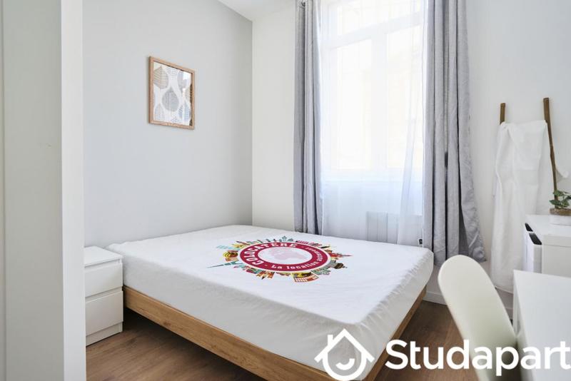 Chambre - 12 m² - 1 pièce