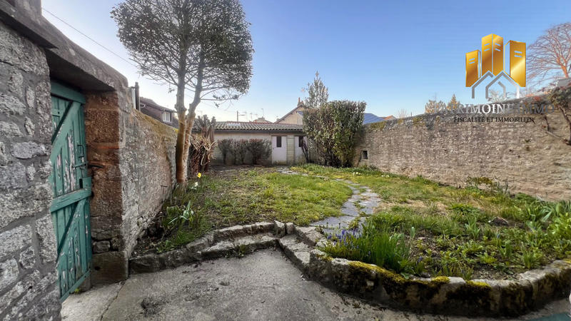 Maison - 205 m² - 9 pièces