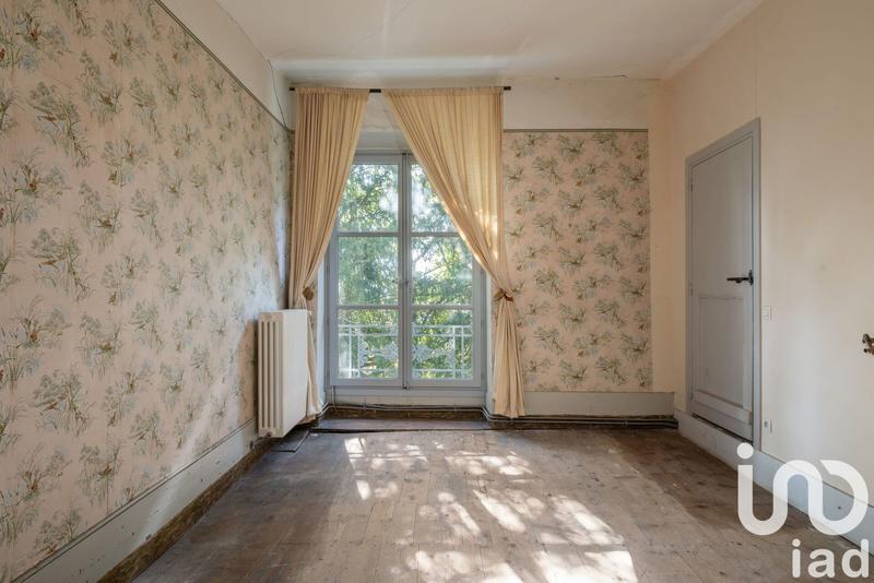 Maison - 650 m² - 15 pièces