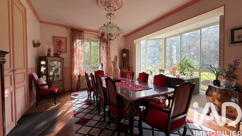 Château - 352 m² - 7 pièces