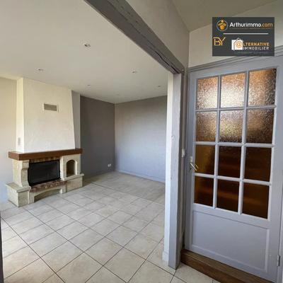 Maison - 95 m² - 5 pièces