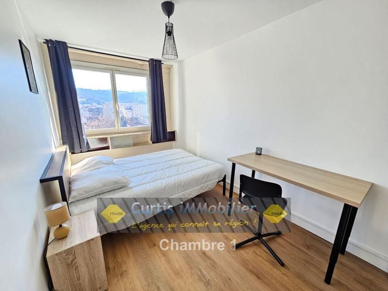 Appartement - 92 m² - 5 pièces