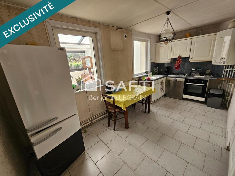 Maison - 95 m² - 5 pièces