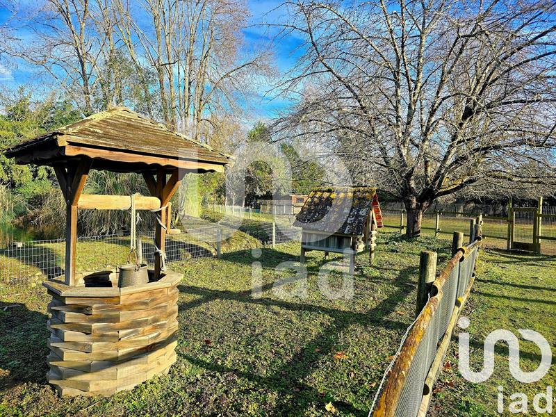 Maison - 14 650 m² - 2 pièces