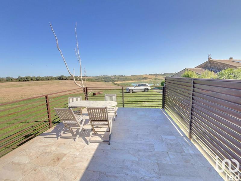 Local commercial - 1 828 m²