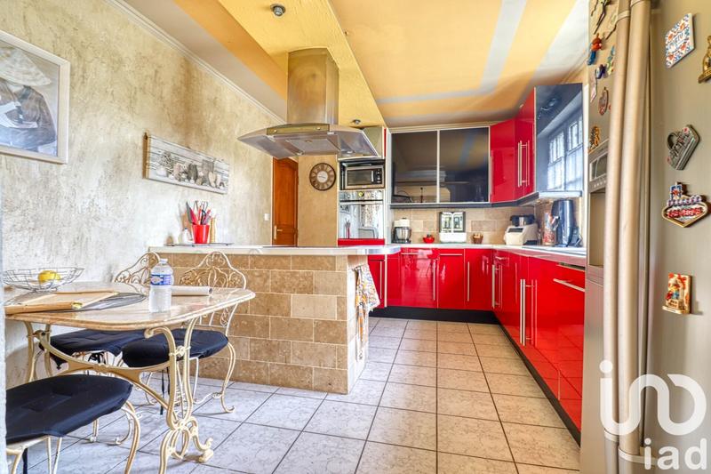 Maison - 140 m² - 6 pièces