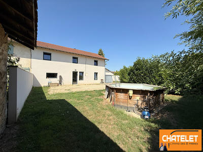 Maison - 151 m² - 7 pièces